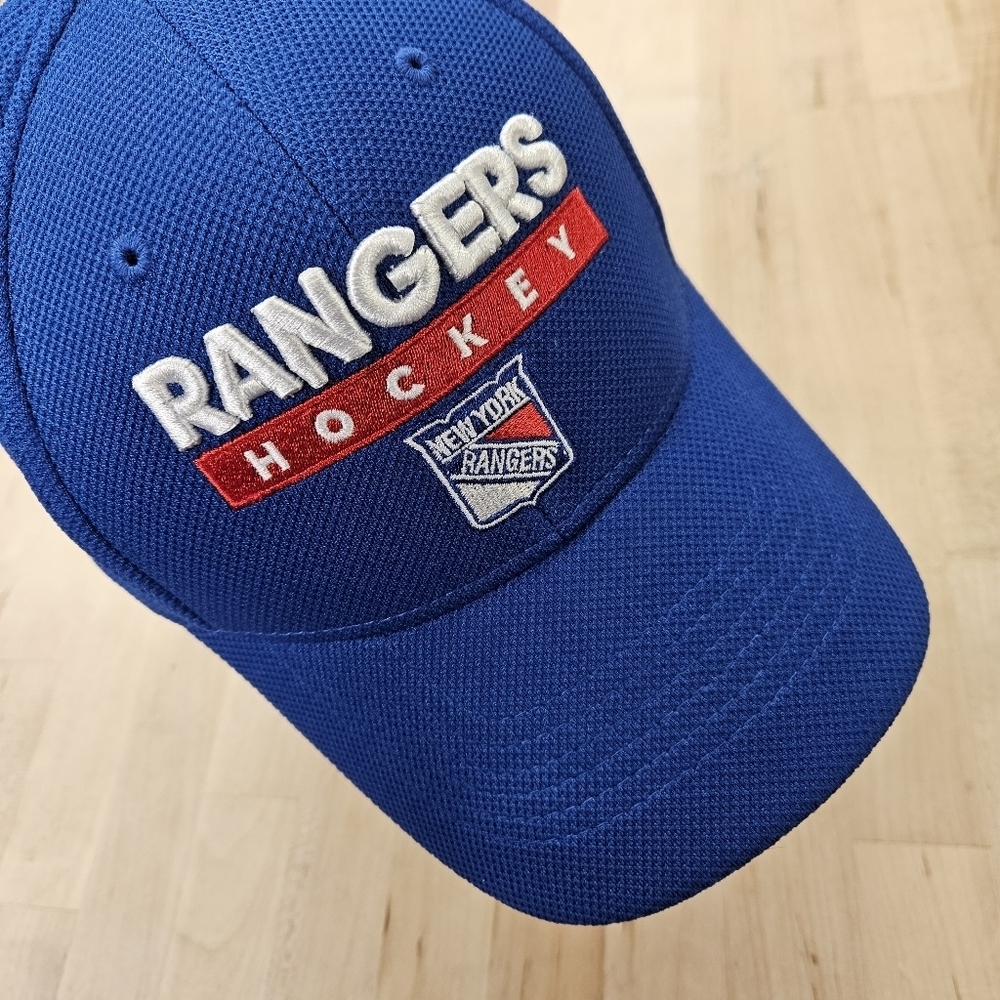 NWT Men's L/XL Adidas Fitmax New York Rangers NHL Hockey Hat Cap
